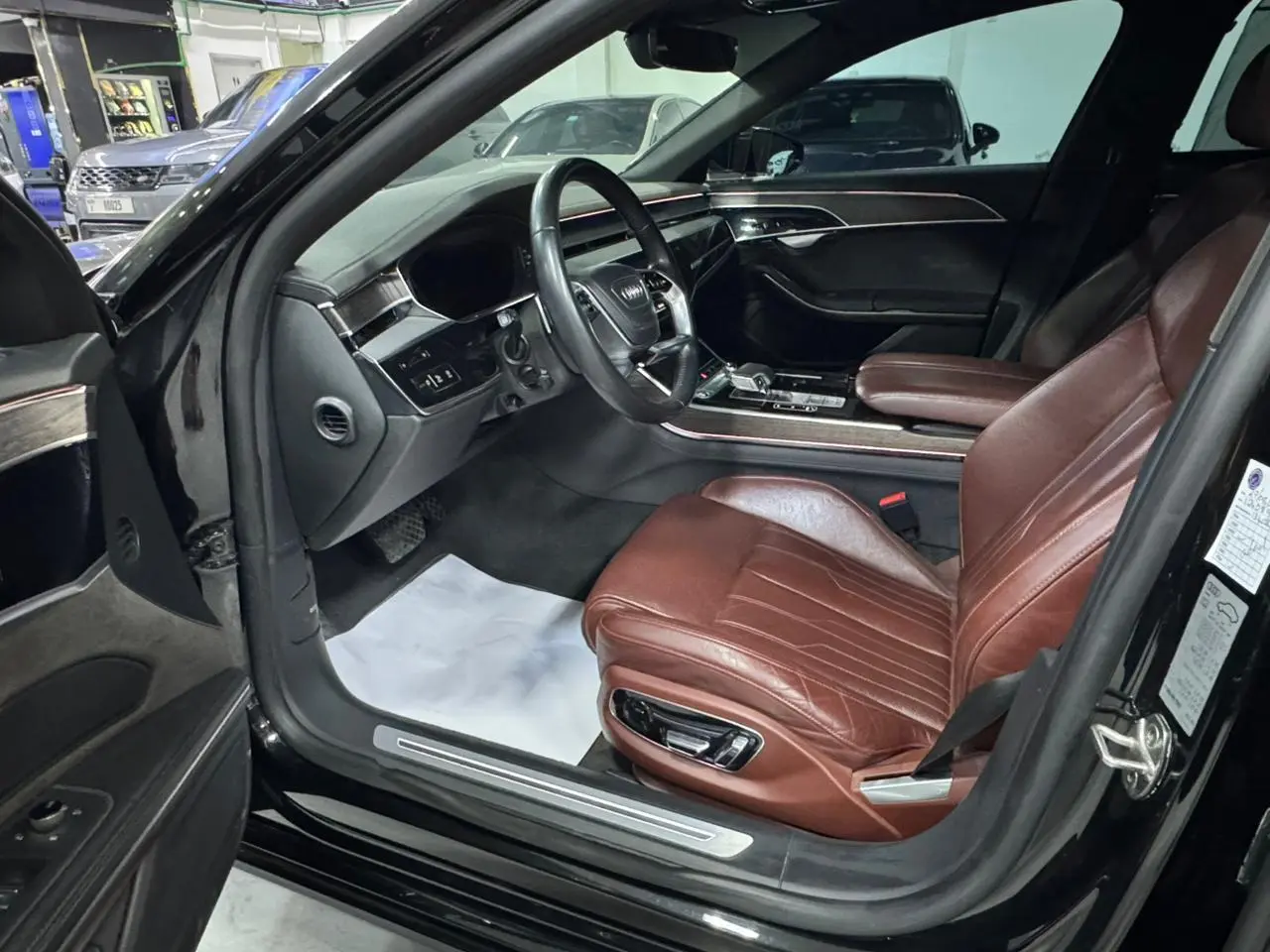 Audi A8 S-Line