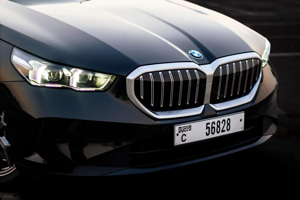 بي إم دبليو 520i 2026