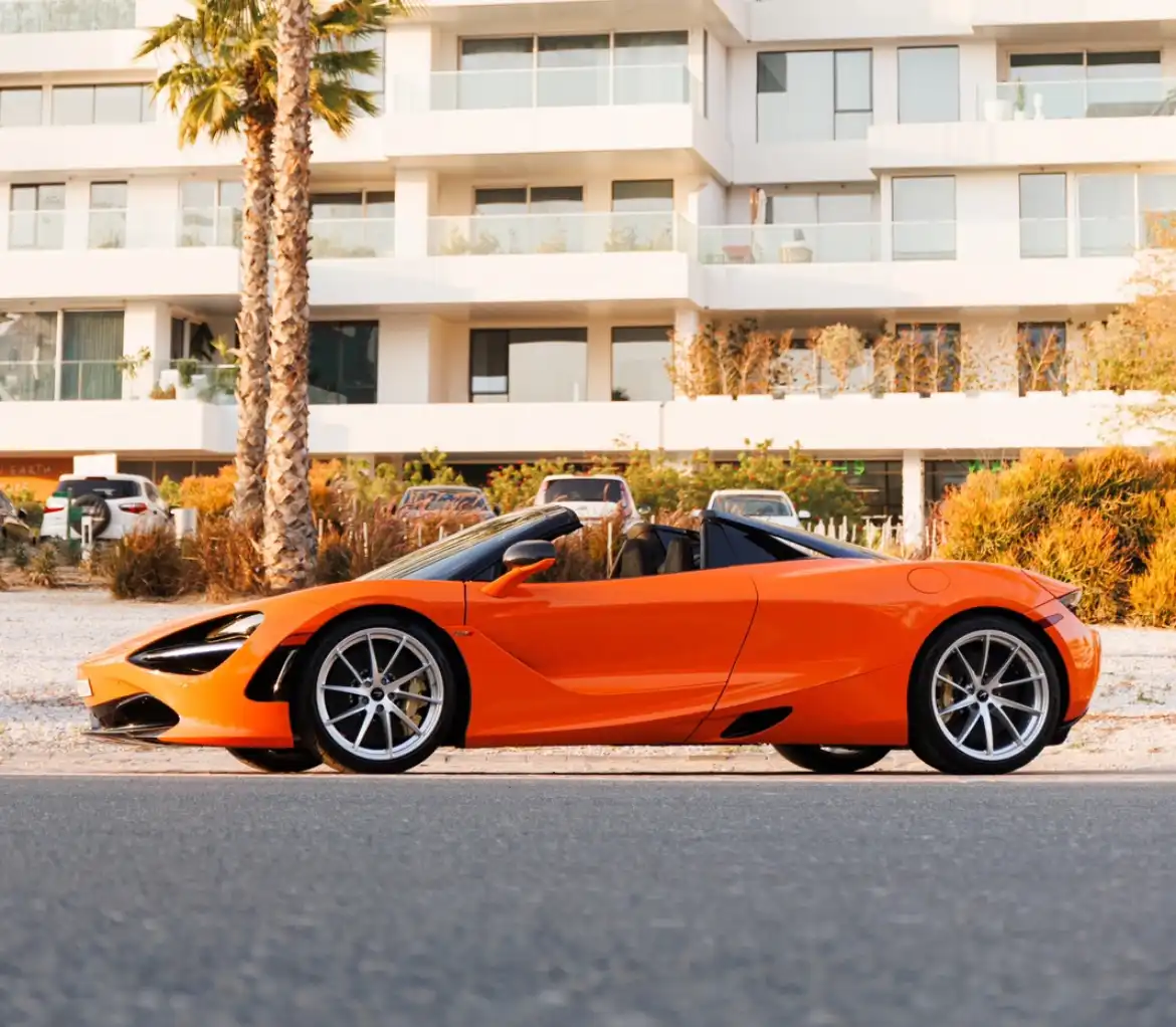 Макларен 720S Спайдер