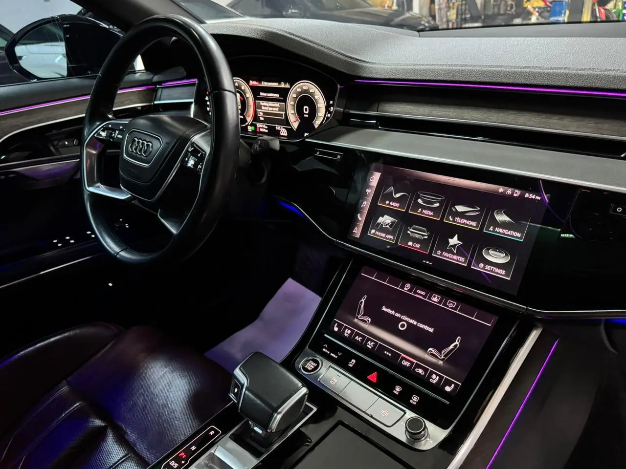 Audi A8 S-Line