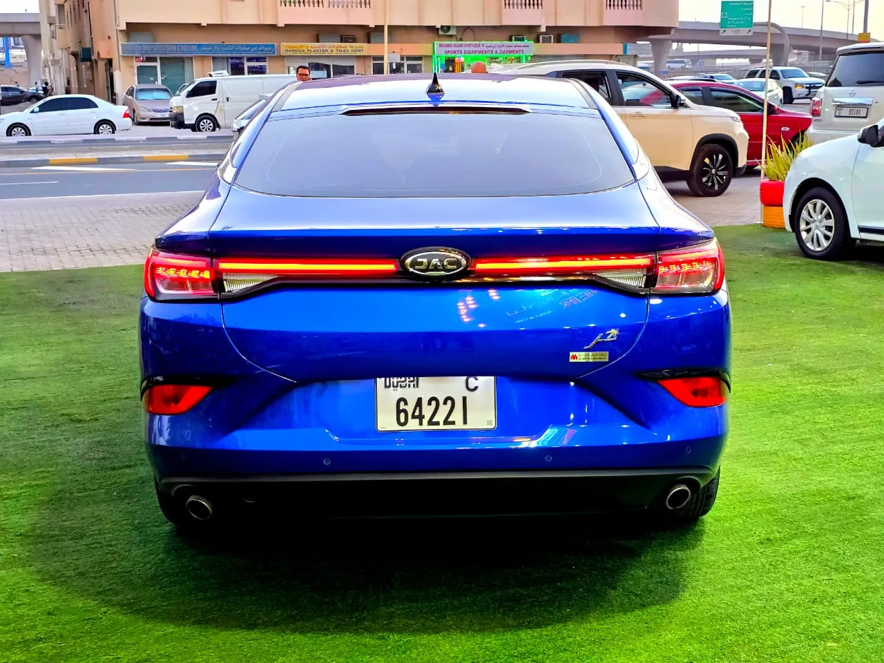 جاك J7