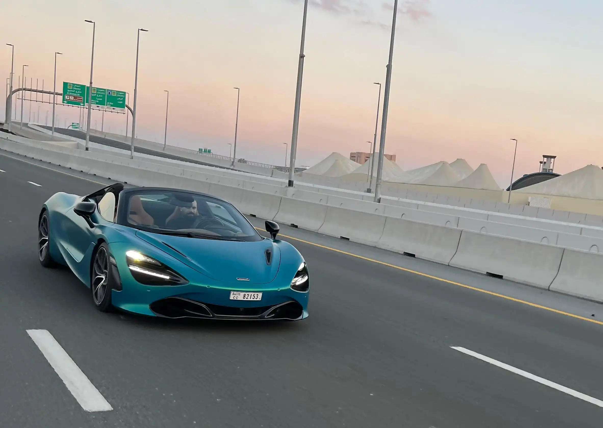 McLaren 720S Spyder