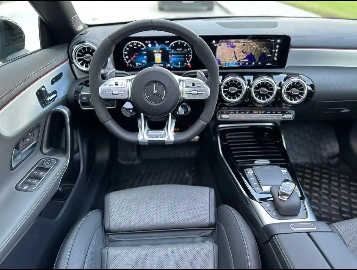 Mercedes CLA45s