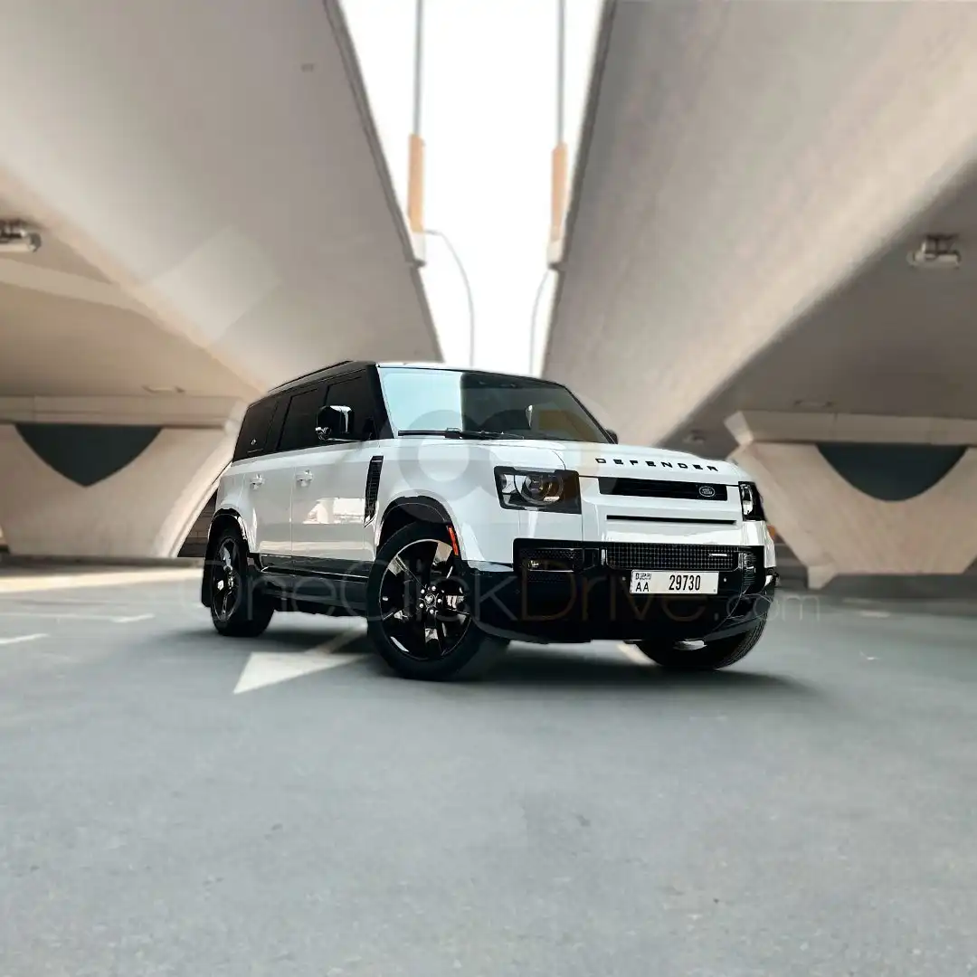 Land Rover Defender V6 2023