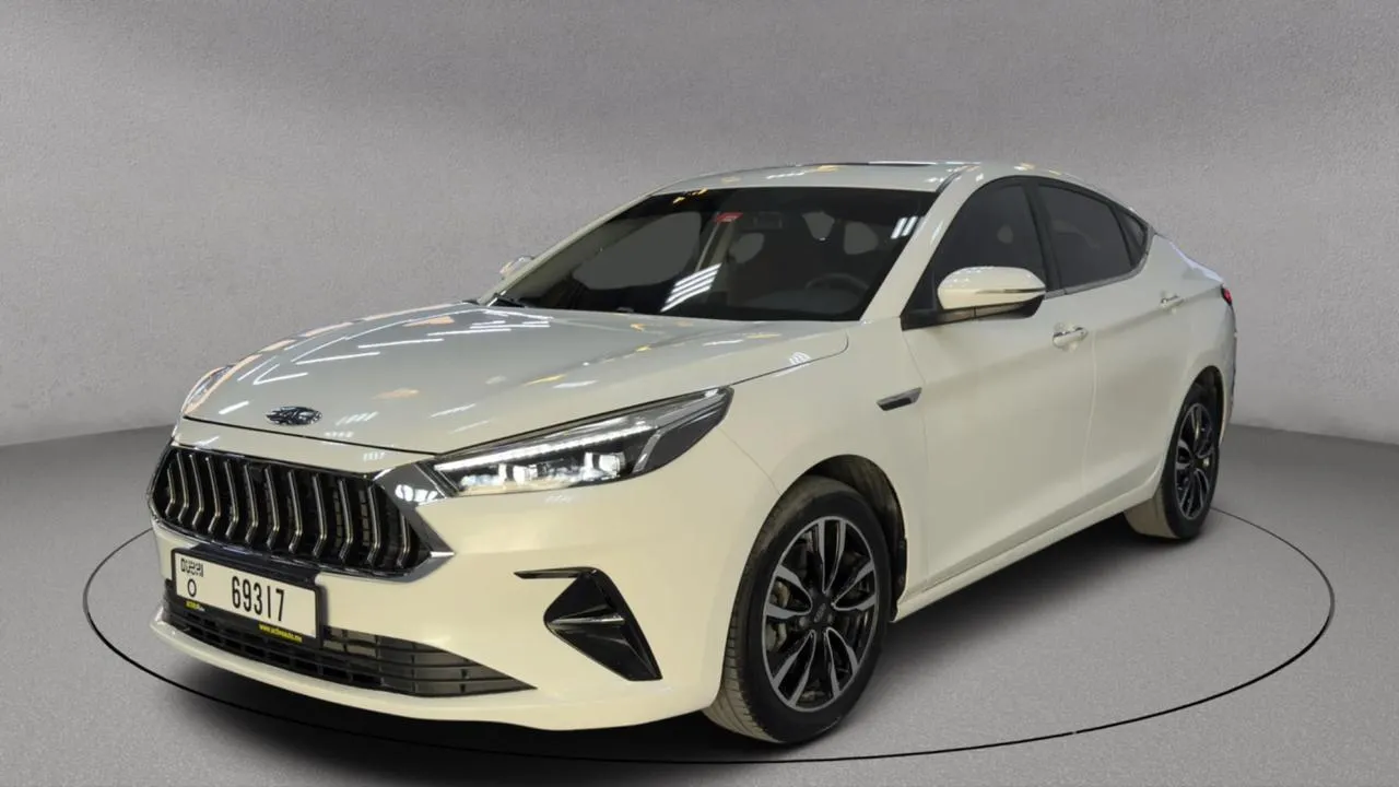 جاك J7