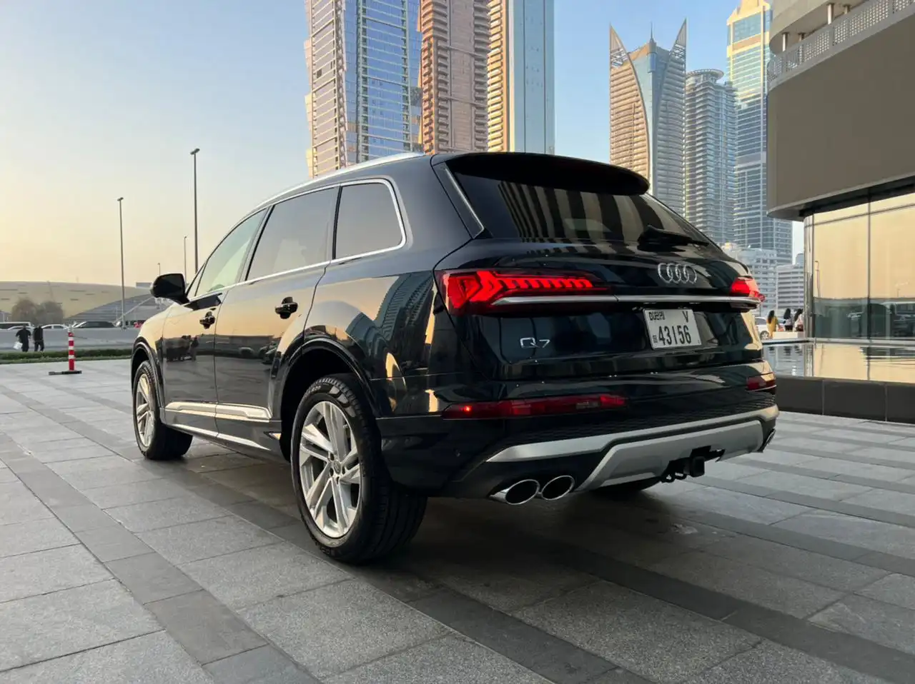 Ауди Q7
