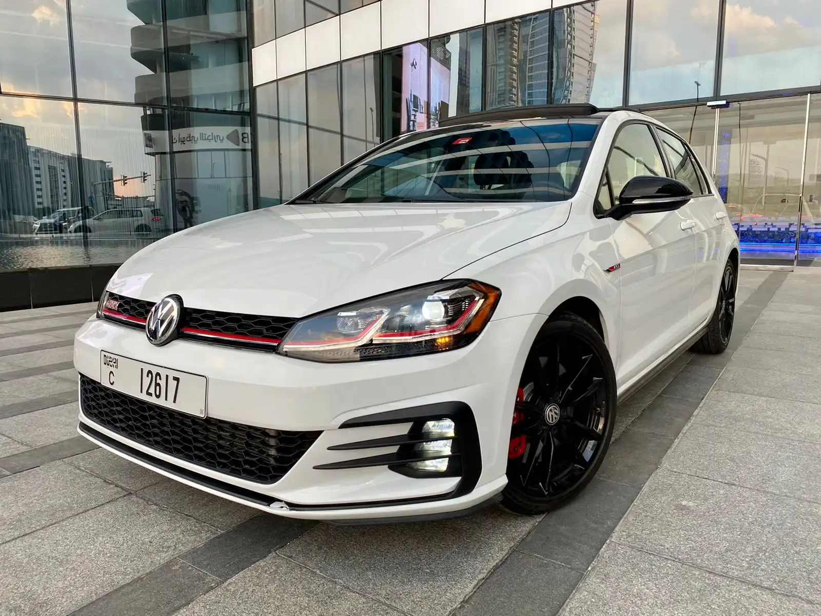 Фольксваген Гольф GTI