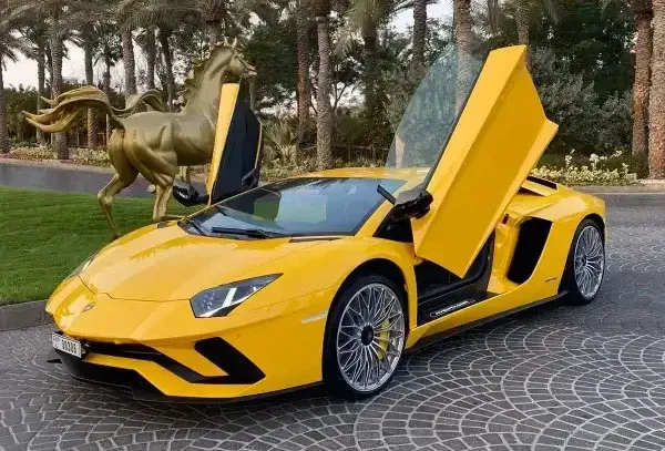 لامبورغيني أفينتادور S