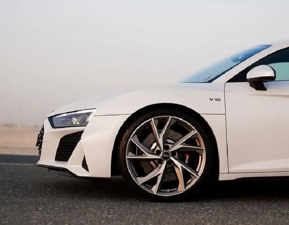 Ауди R8