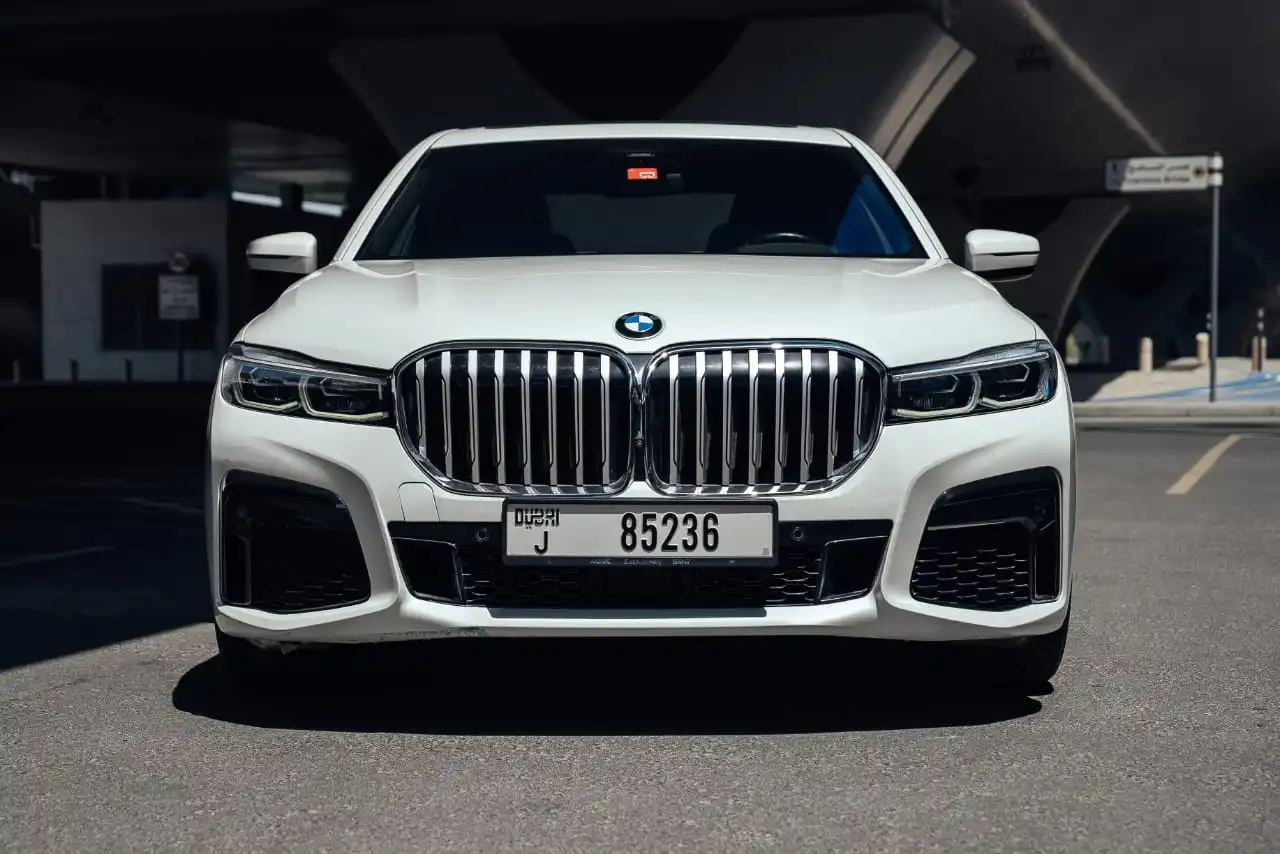 بي إم دبليو 730Li