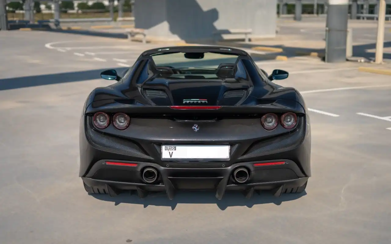 فيراري F8 سبايدر