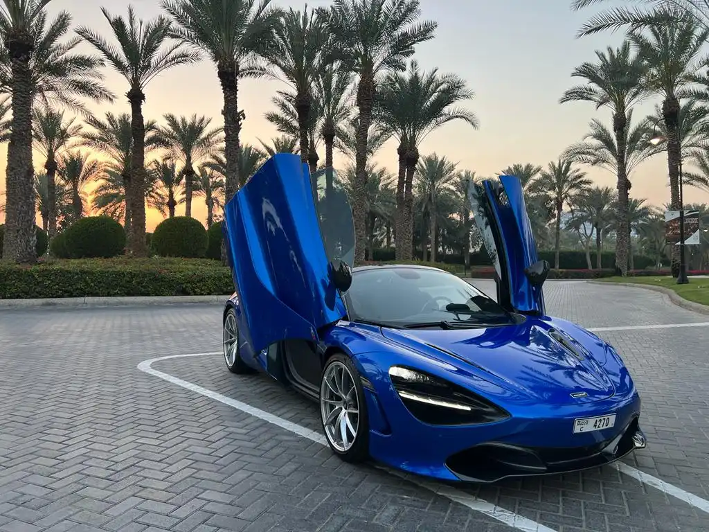 MCLAREN 720S