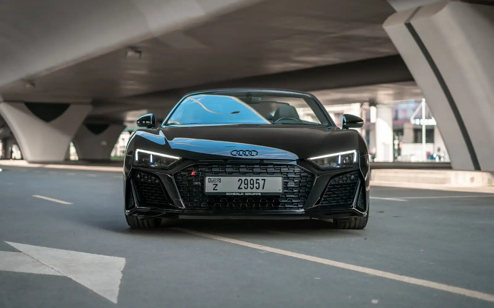 استئجار أودي R8 V10 سبايدر