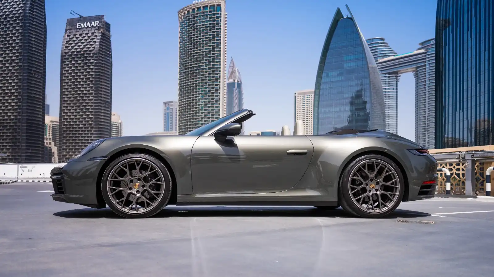 بورش 911 كاريرا كابريو