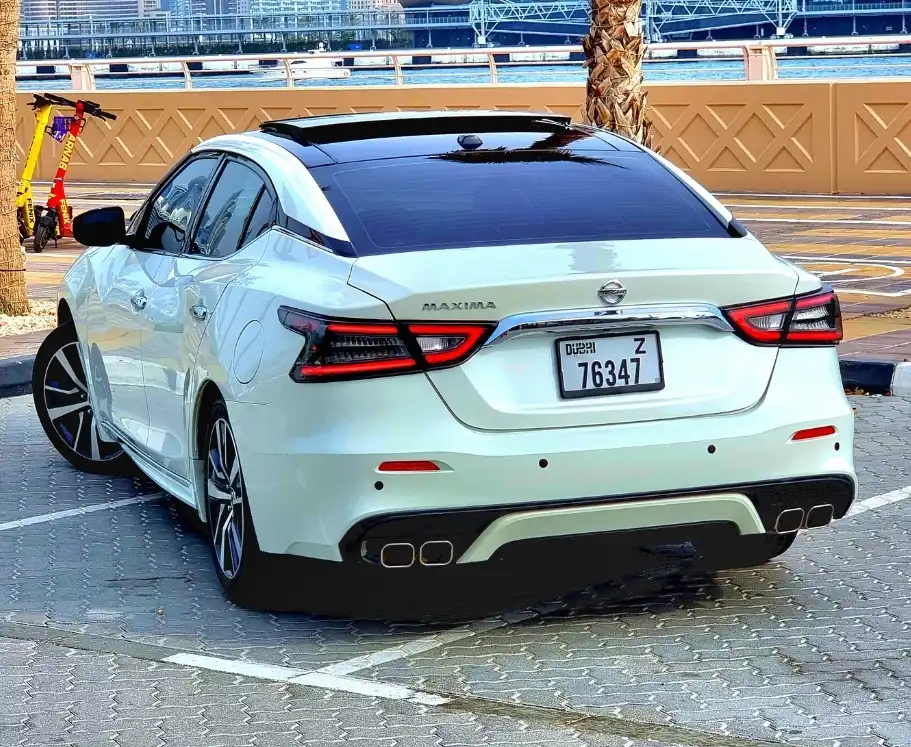 Nissan Maxima