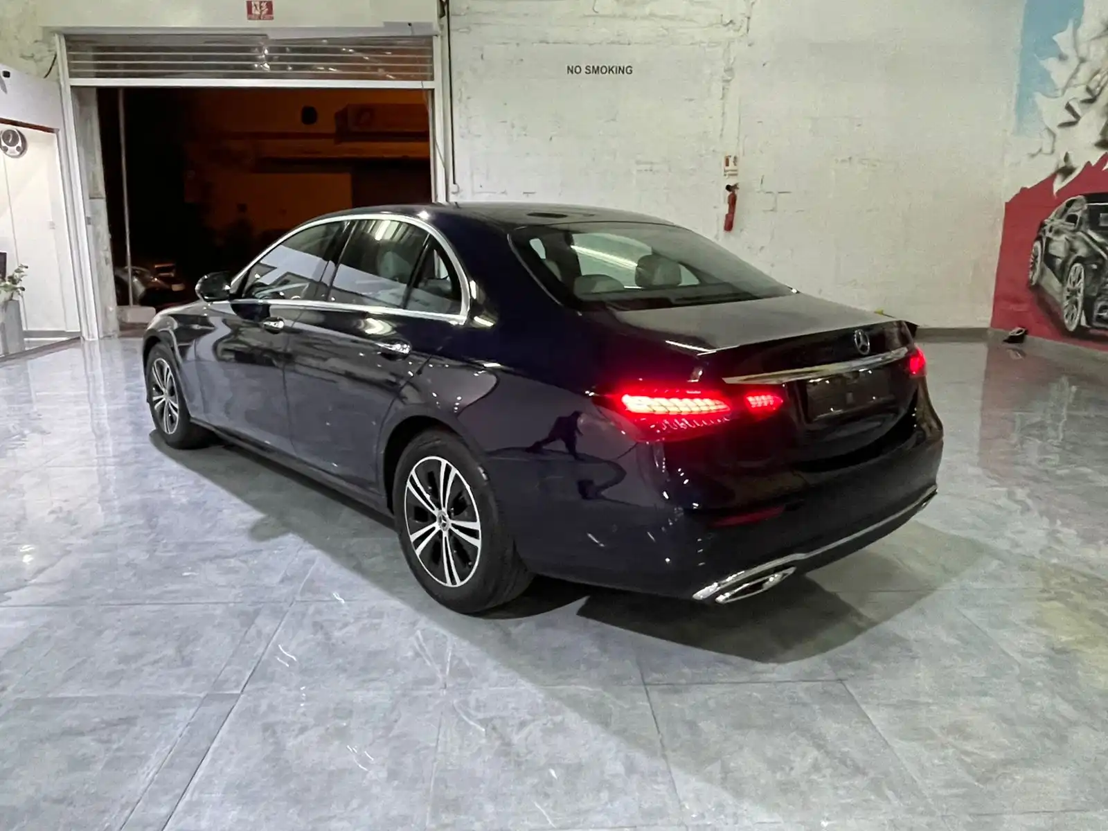 Mercedes E300