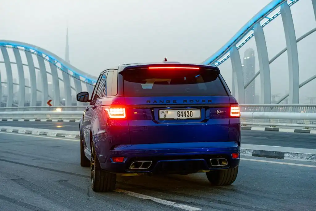 رينج روفر SVR