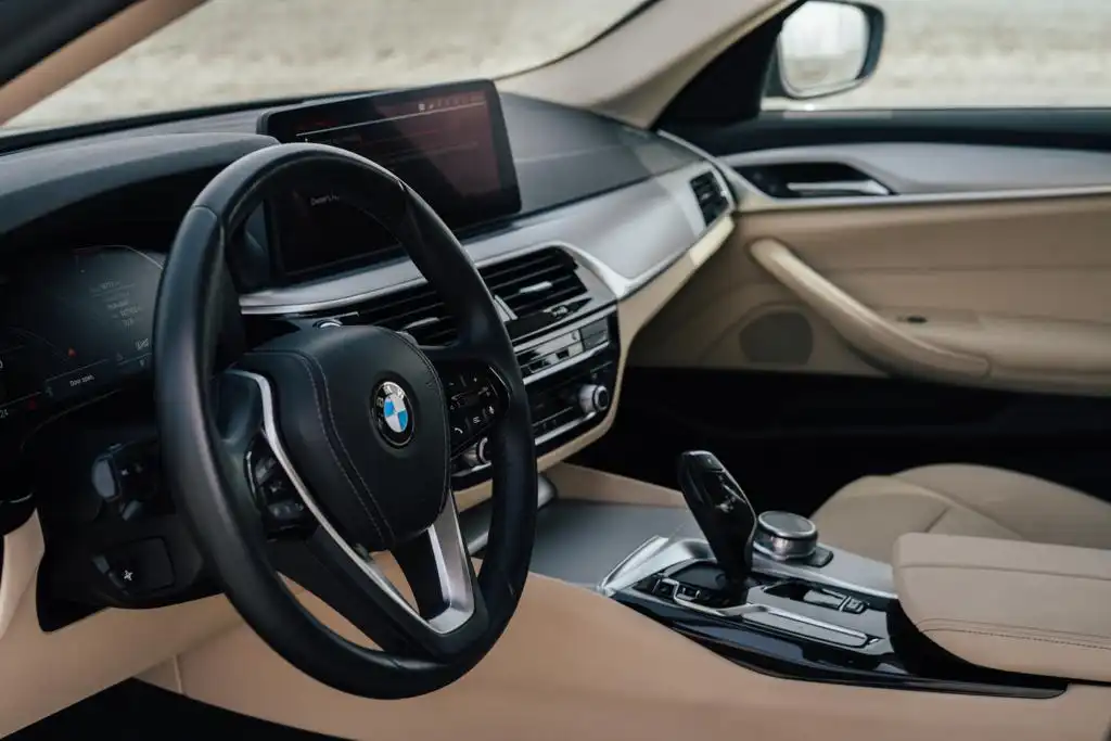 BMW 520i
