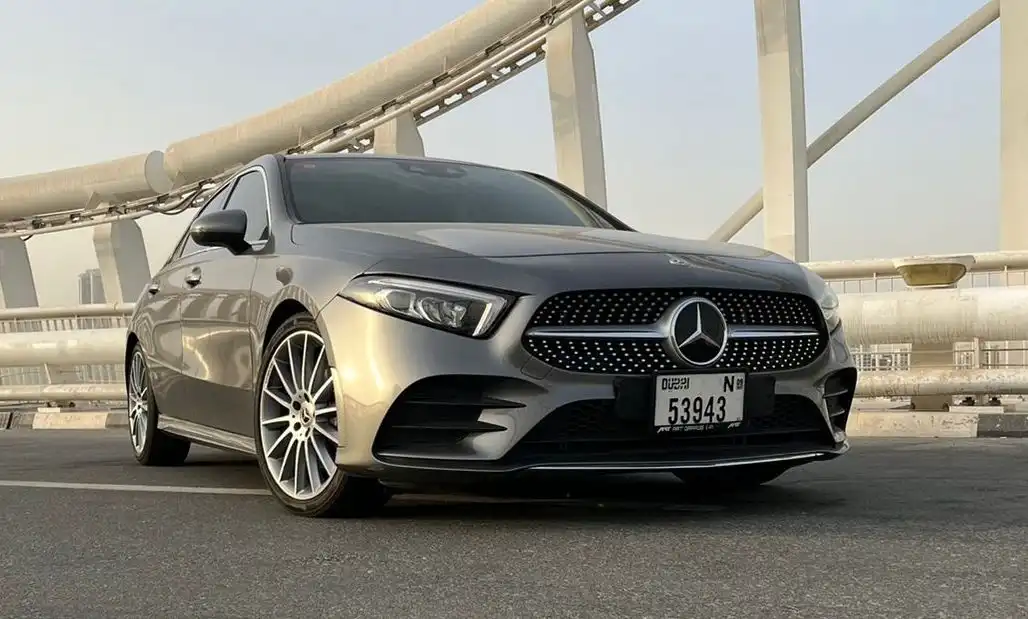 مرسيدس A220