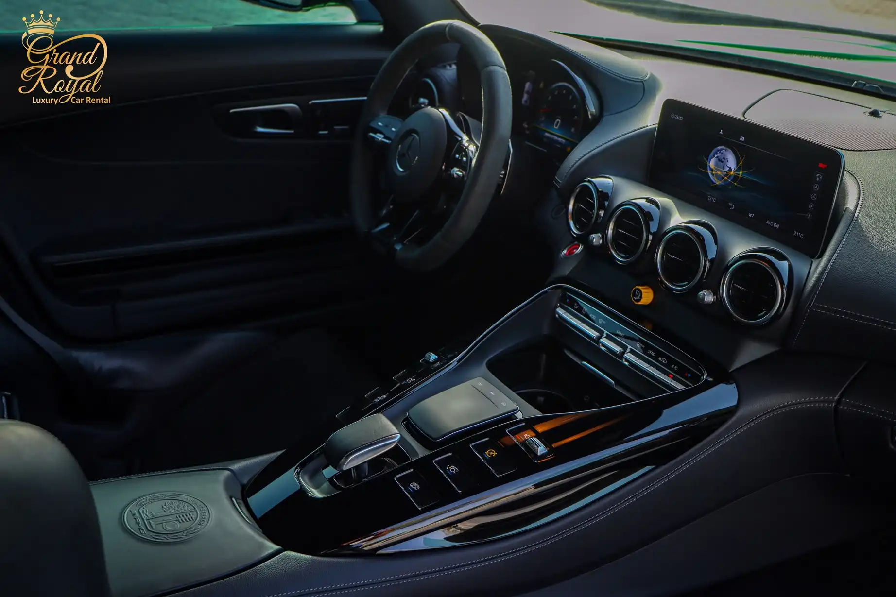 Мерседес AMG GTR Про