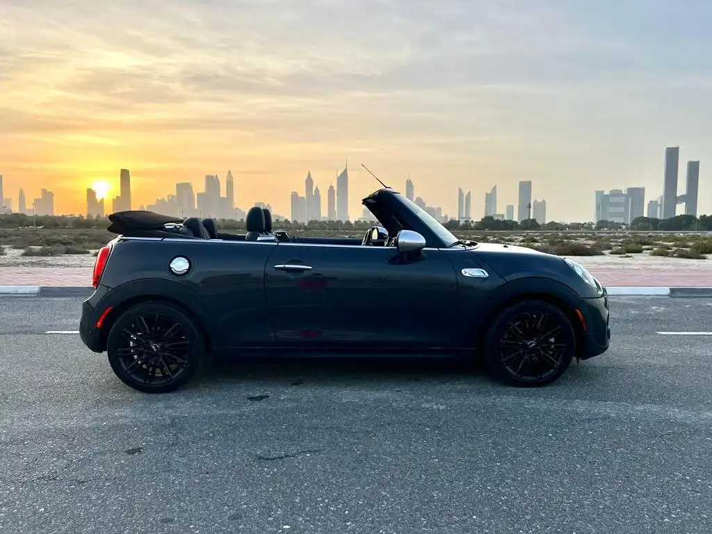 Mini Cooper Sport JCW