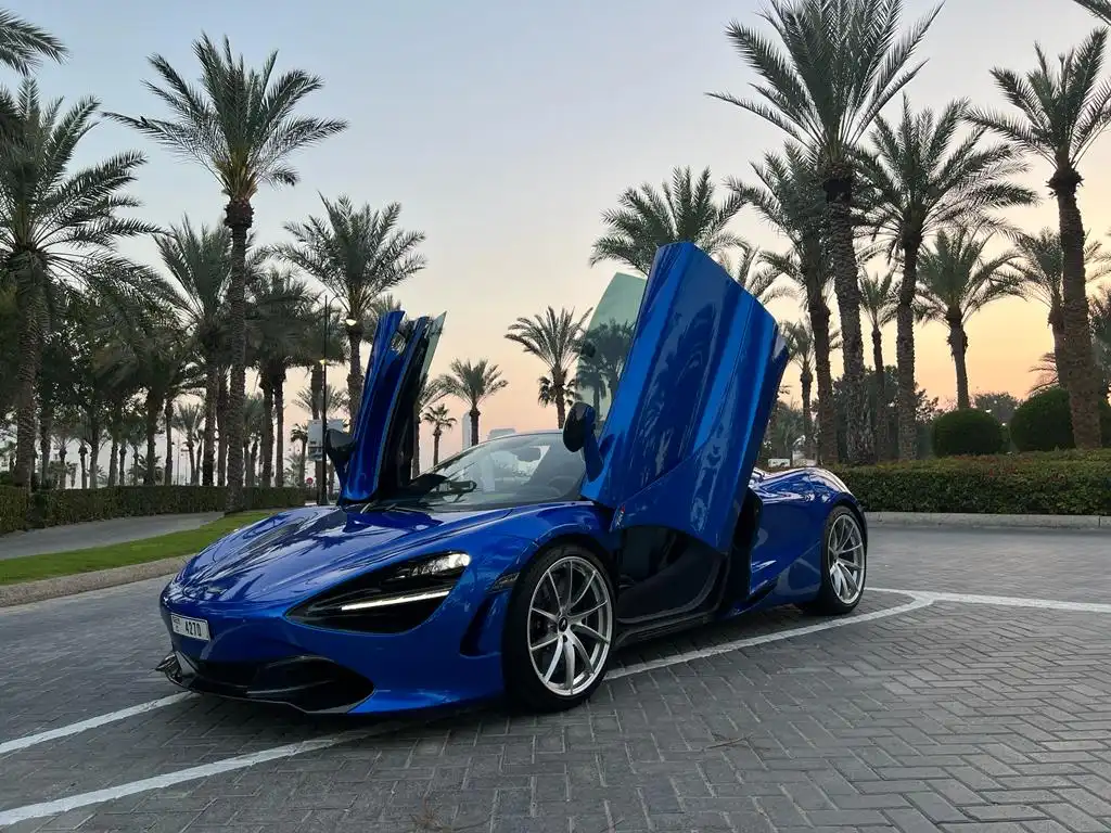 MCLAREN 720S