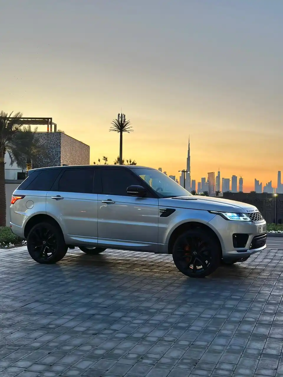Range Rover Sport HST