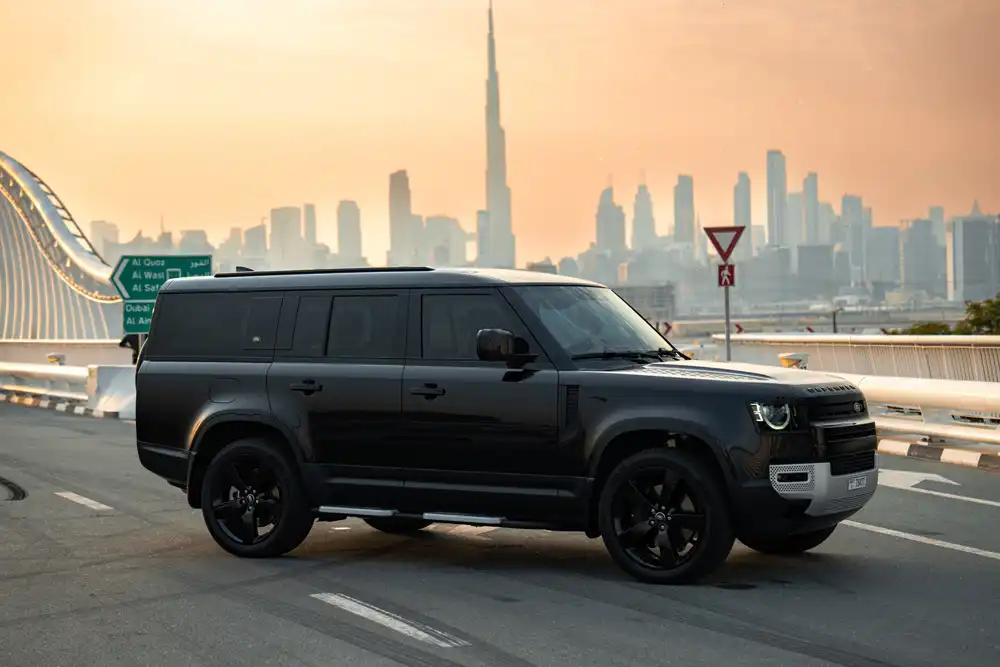 Land Rover Range Rover Defender