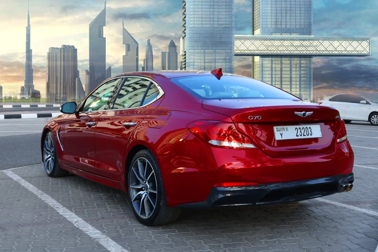 Genesis G70
