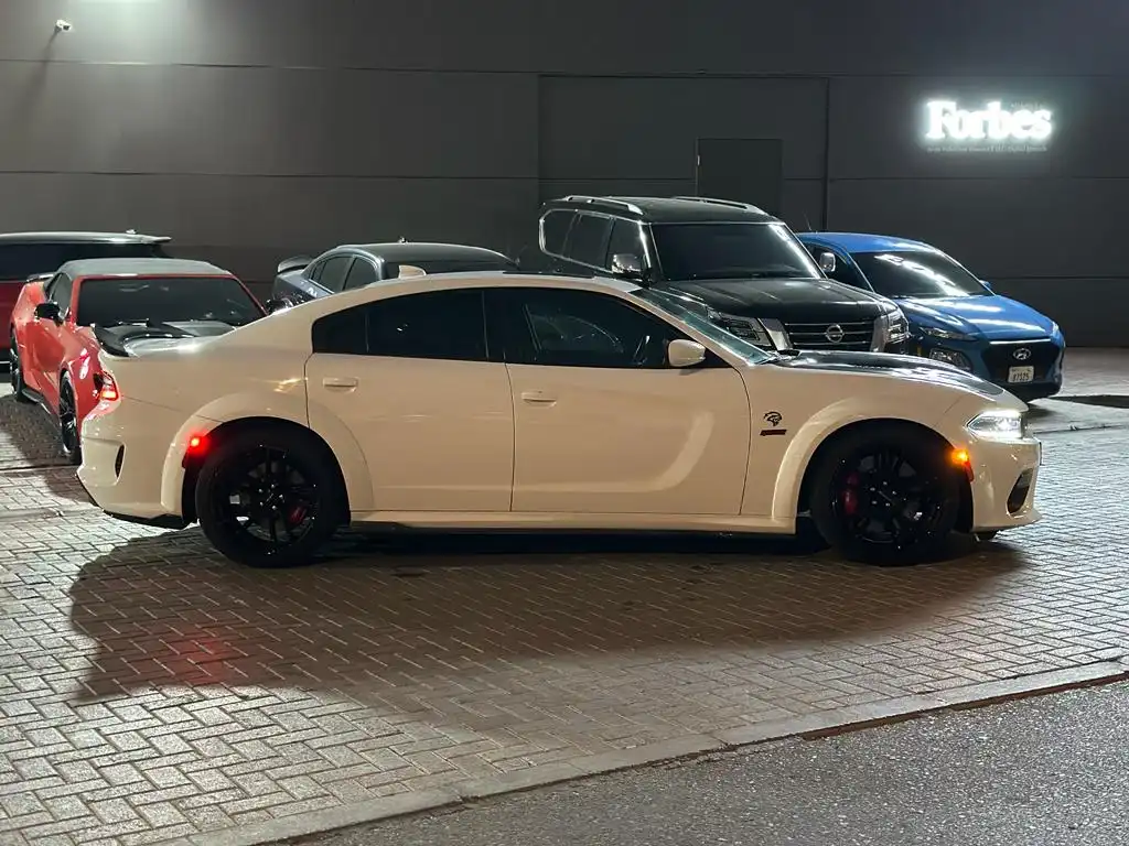 Dodge Charger Hellcat