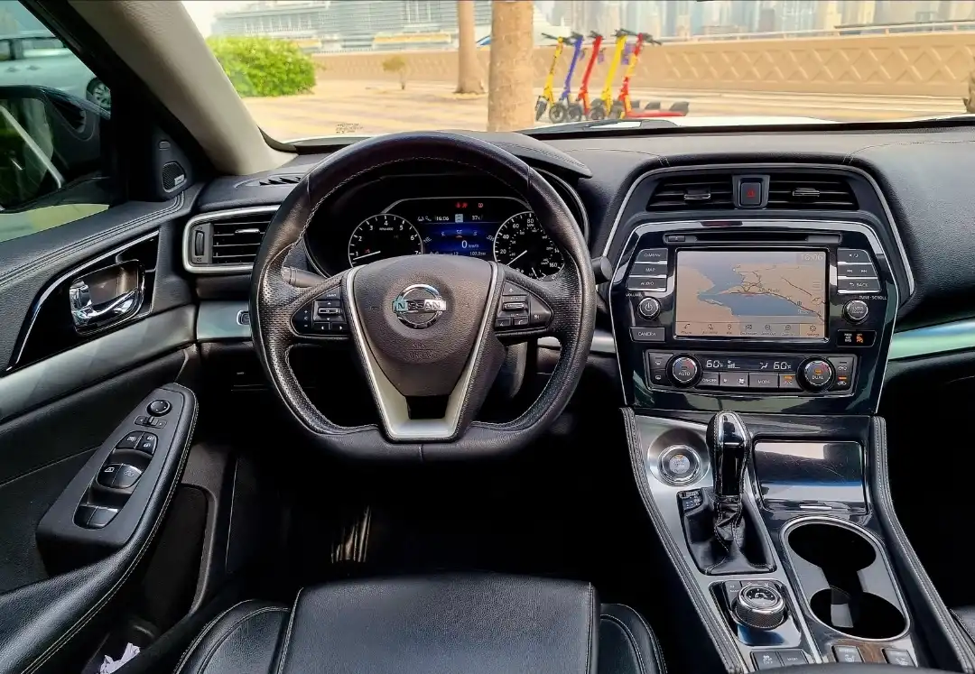 Nissan Maxima