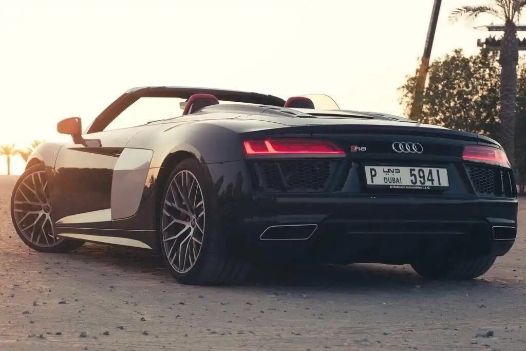 Audi R8 Кабриолет