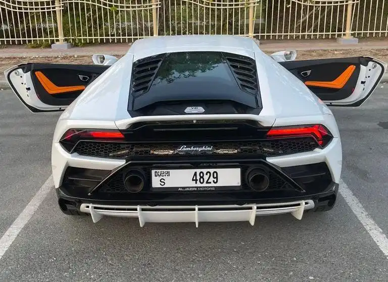 لامبورغيني هوراكان إيفو
