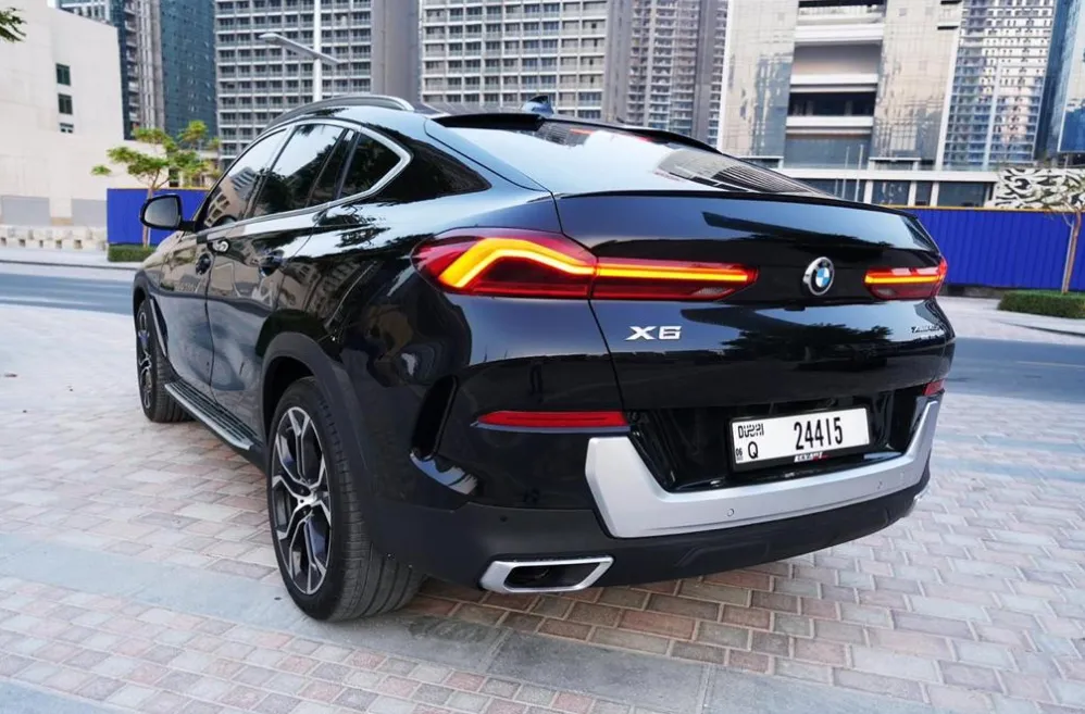 بي إم دبليو X6 M40