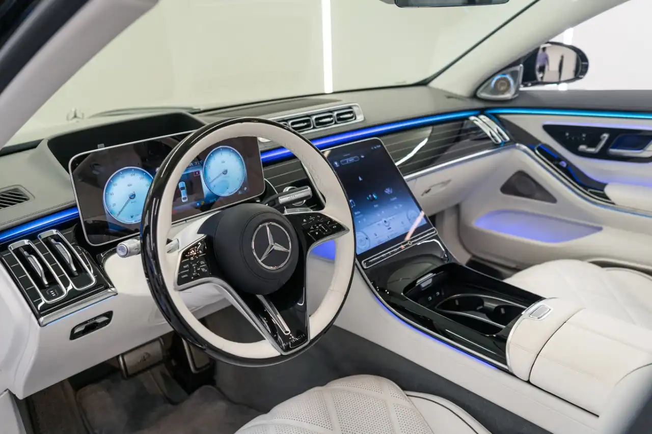 مرسيدس مايباخ S680
