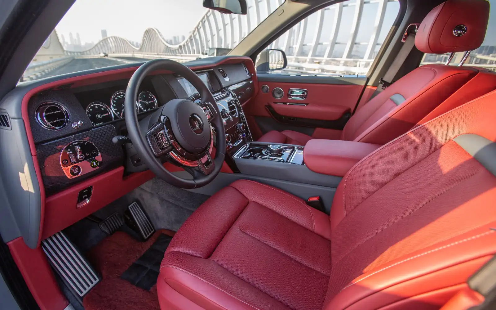Rolls Royce Cullinan Black Badge Mansory