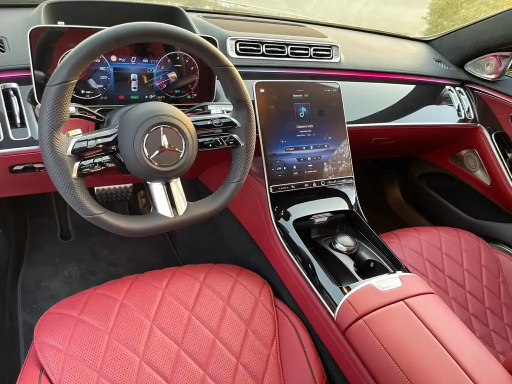 مرسيدس S550