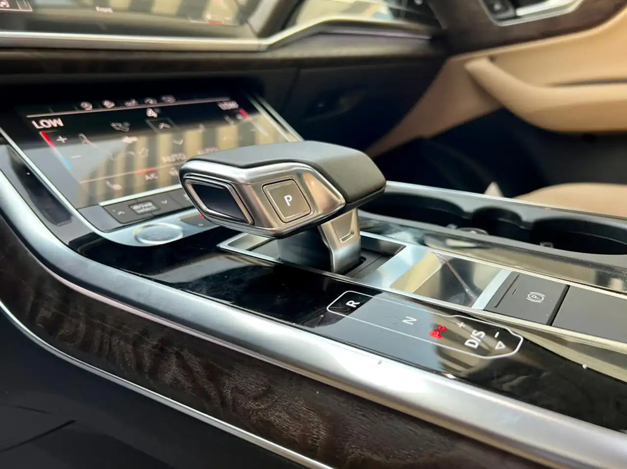 Ауди Q7