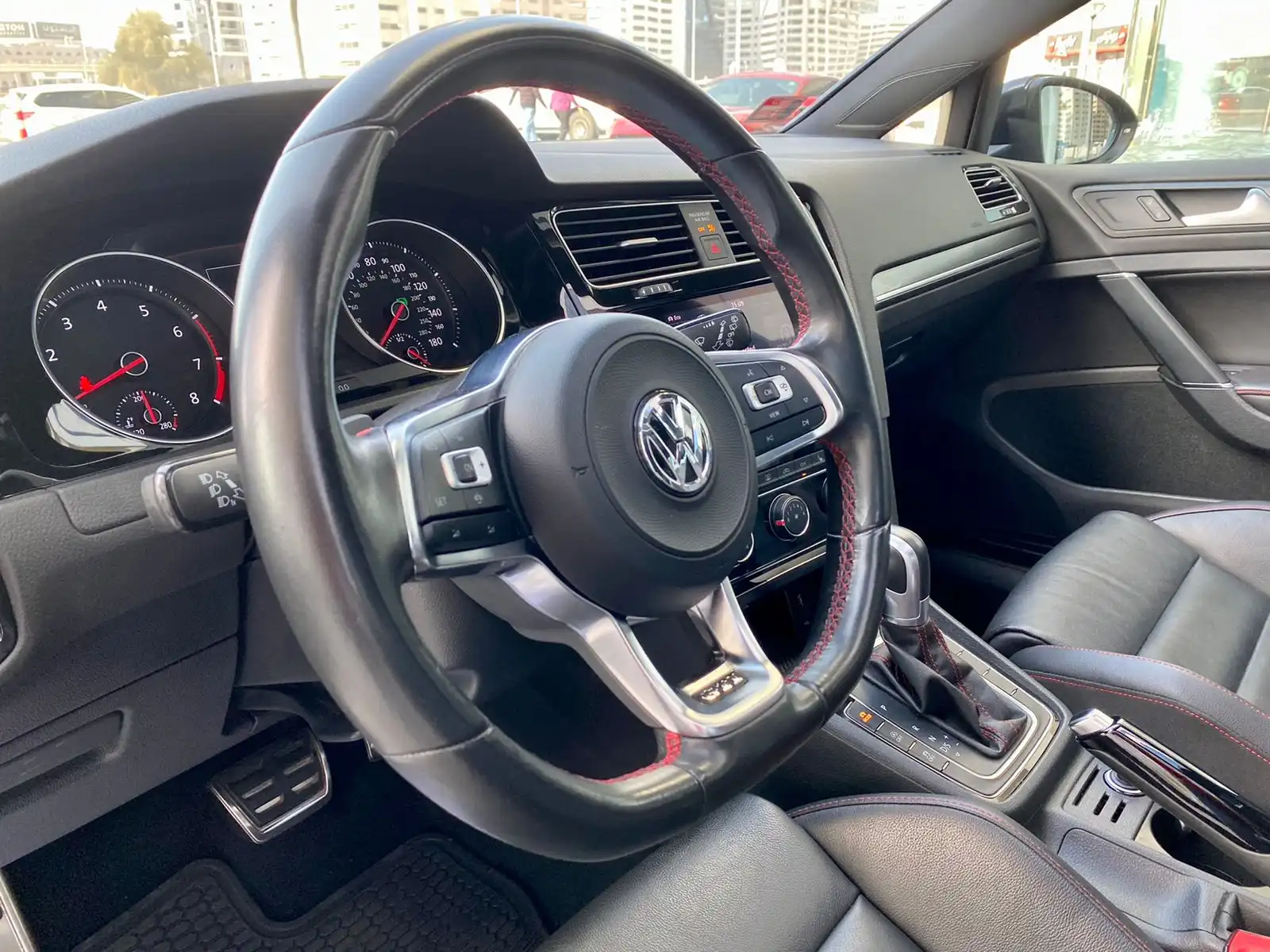 Фольксваген Гольф GTI
