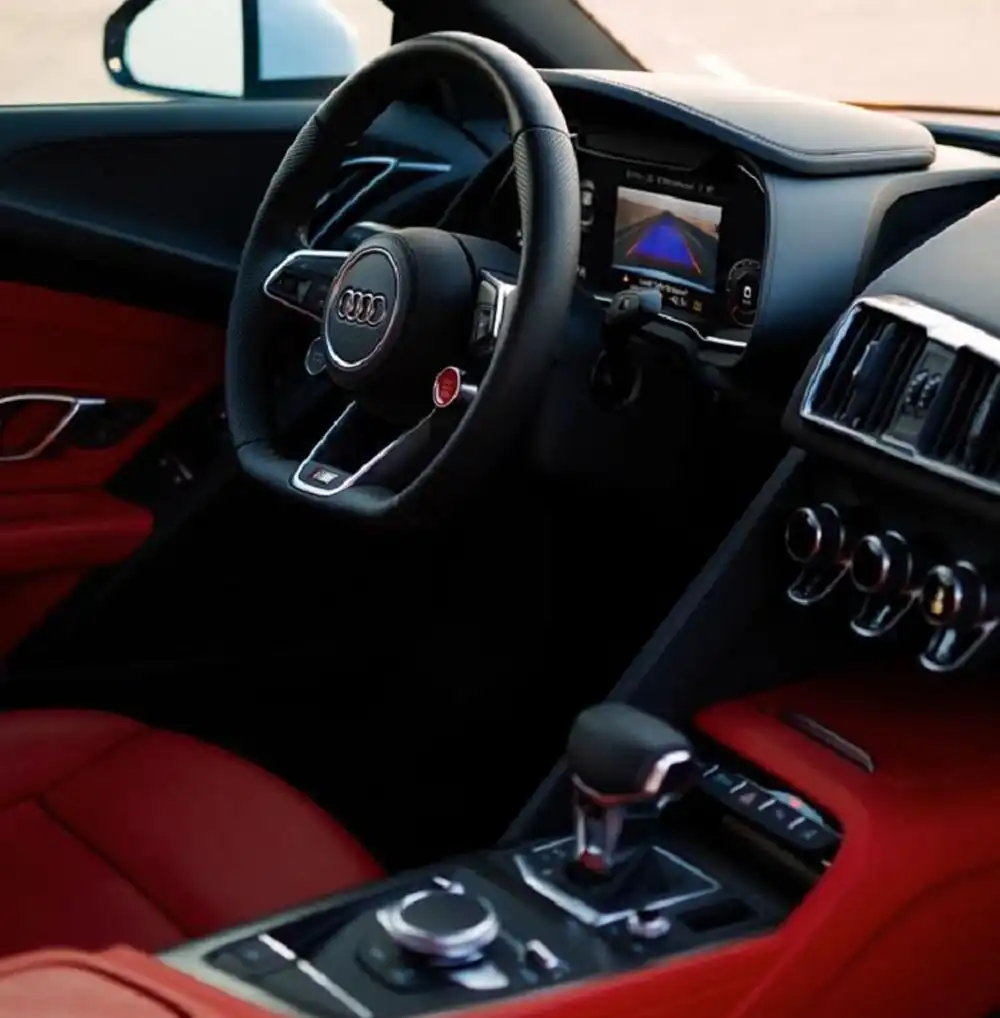 Ауди R8