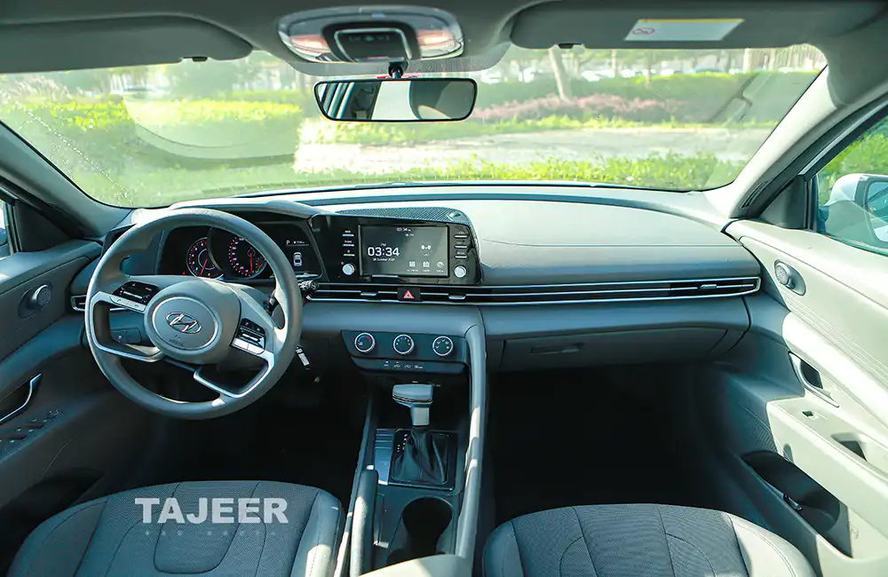 هيونداي إلنترا