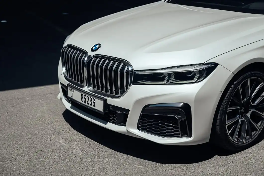 بي إم دبليو 730Li