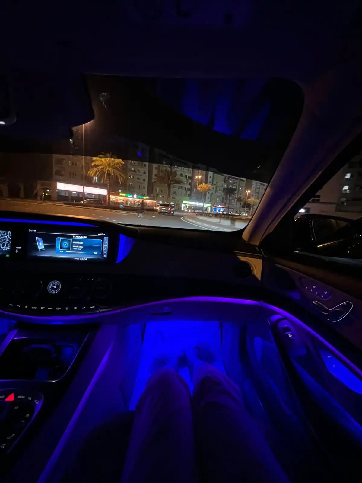 Мерседес-Бенц S560