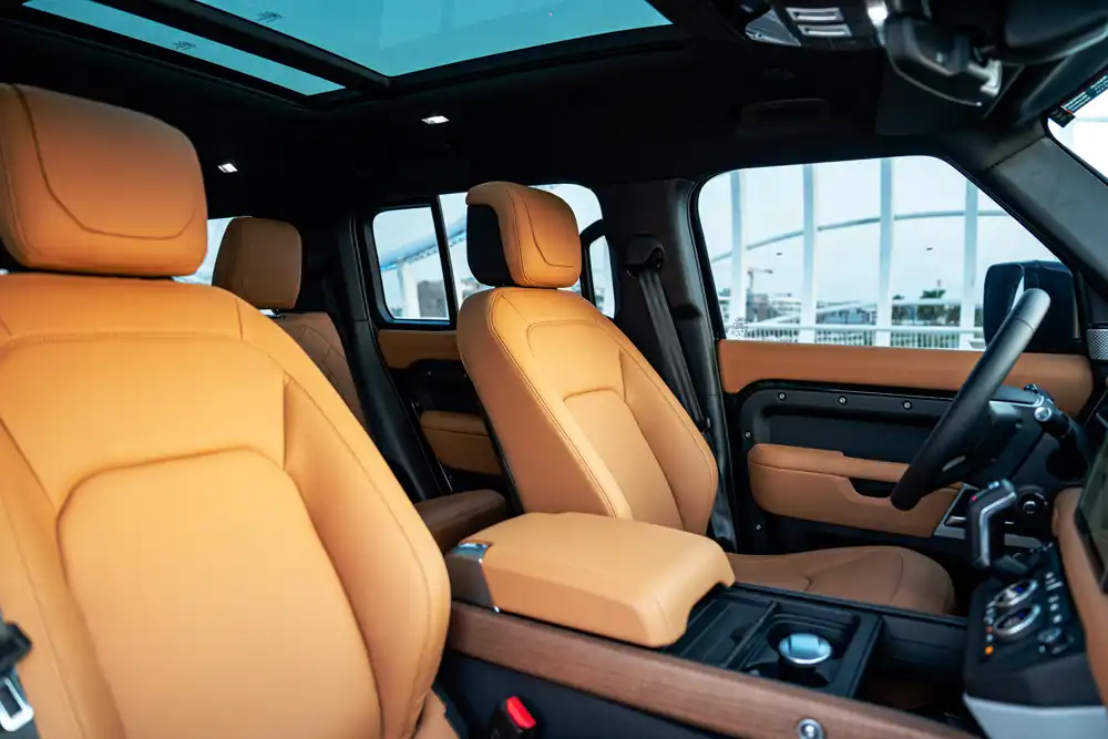 Land Rover Range Rover Defender
