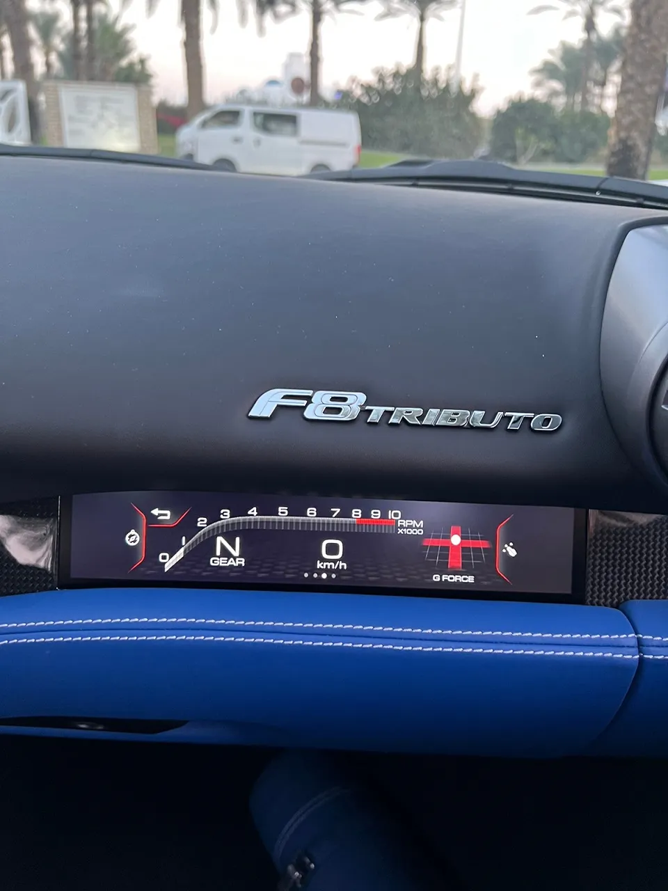 FERRARI F8 TRIBUTO