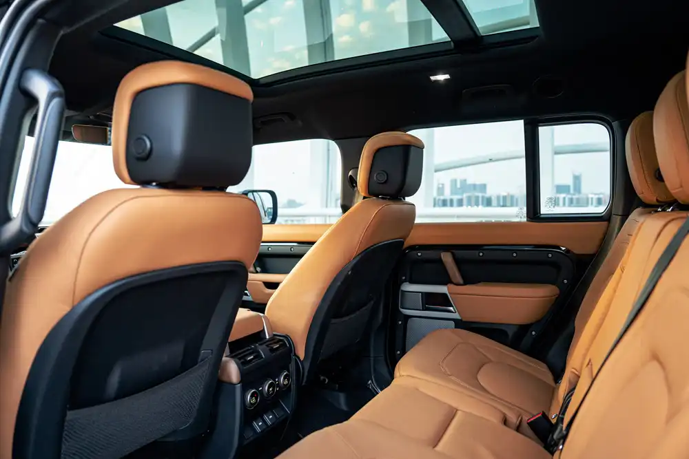 Land Rover Range Rover Defender