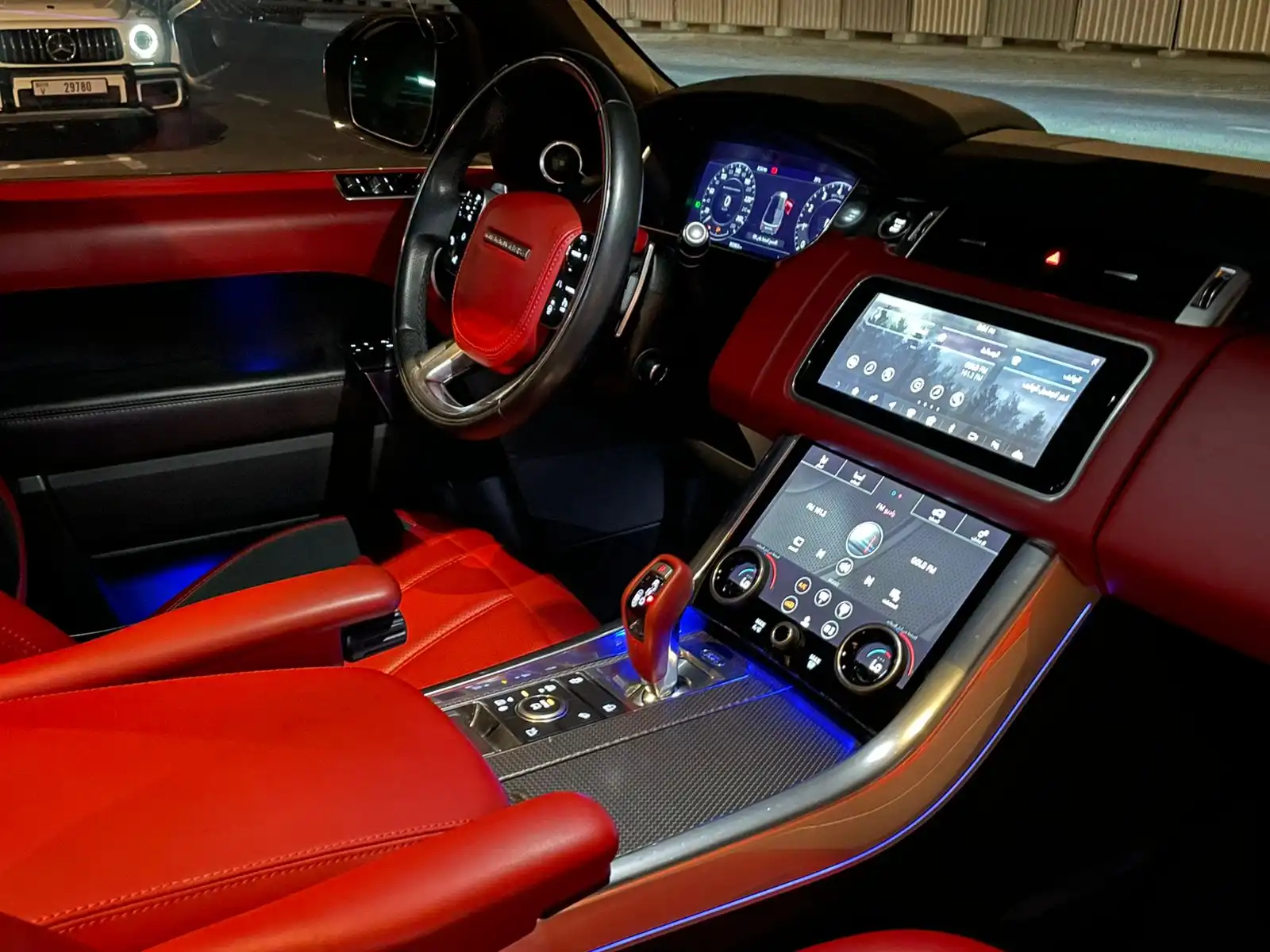 رينج روفر SVR