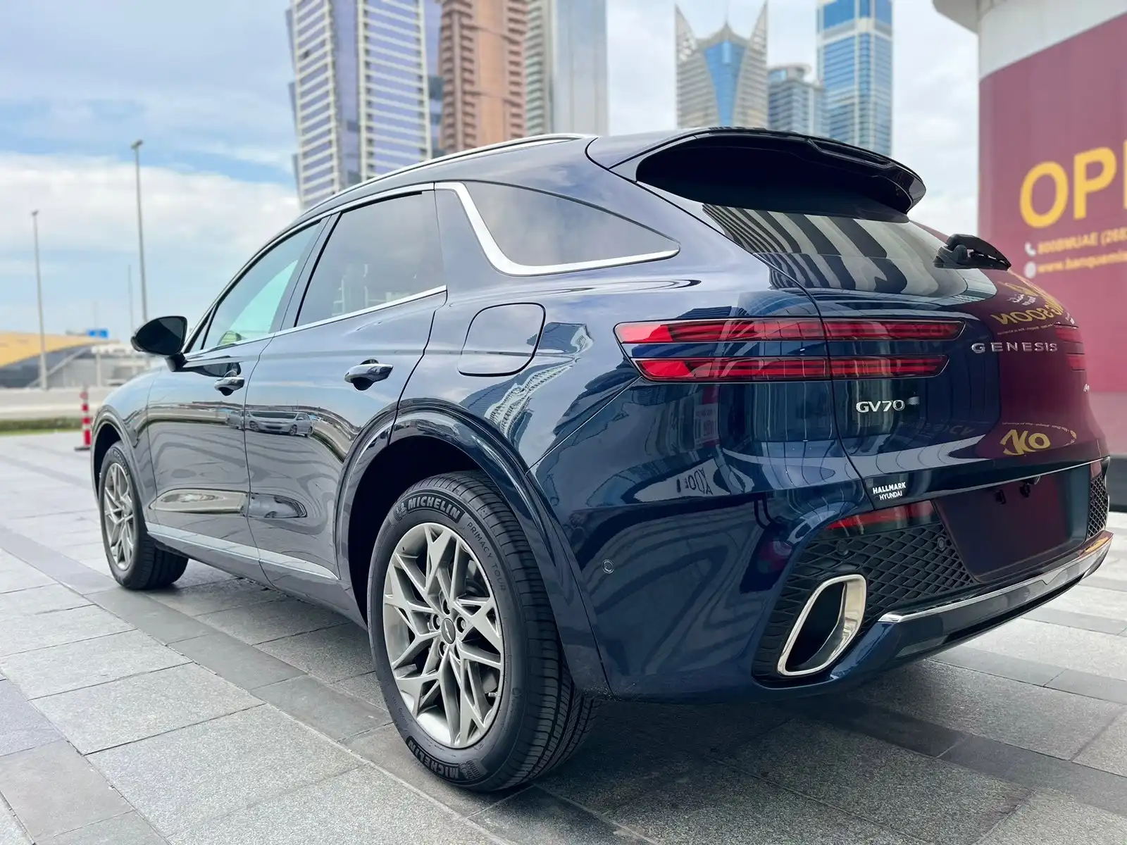 Genesis GV70