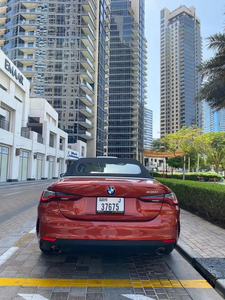 بي إم دبليو 430i