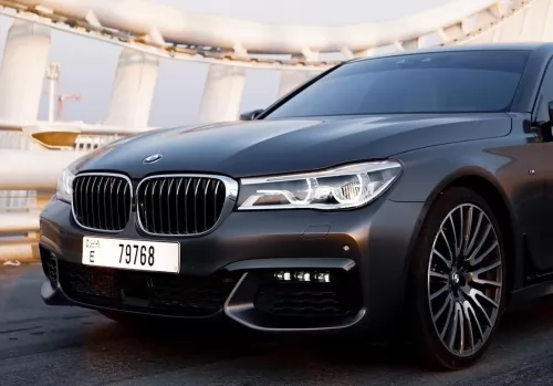 بي إم دبليو 740Li